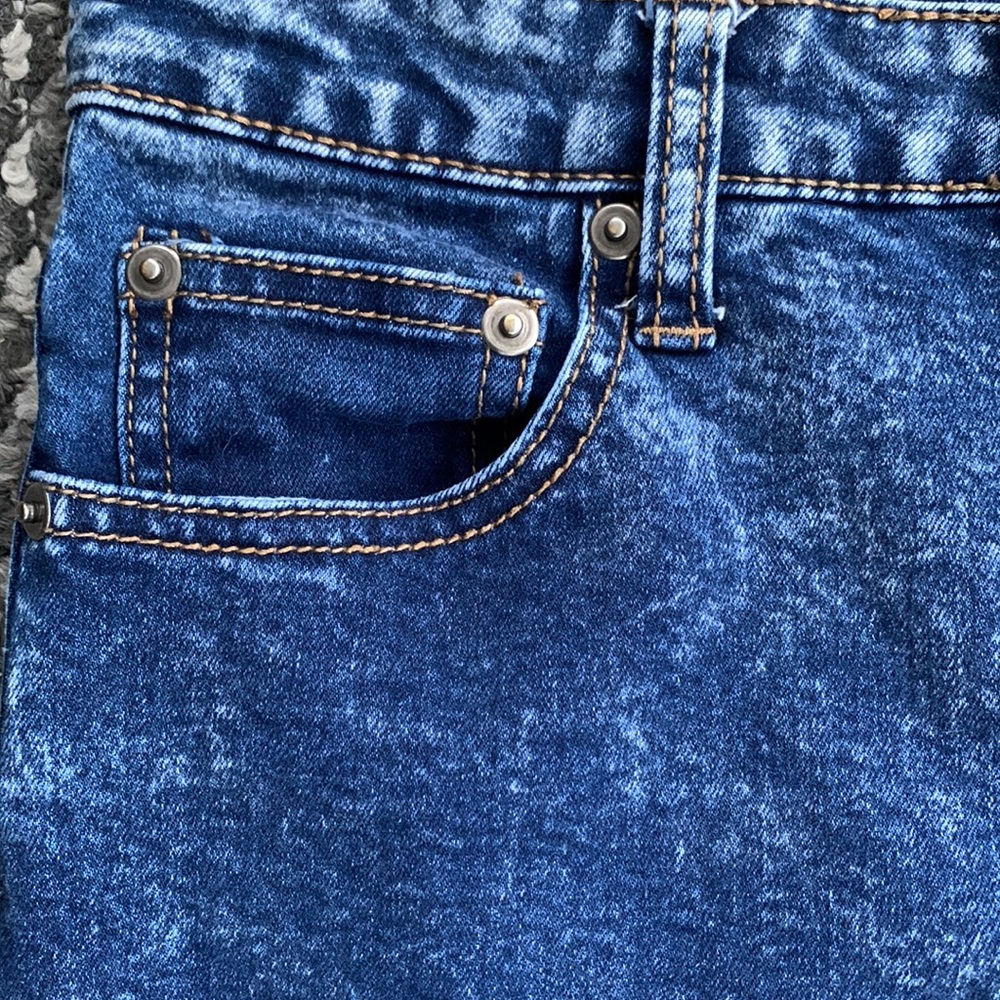 Forever 21 High-Rise Skinny Jeans - Picture 3 of 7